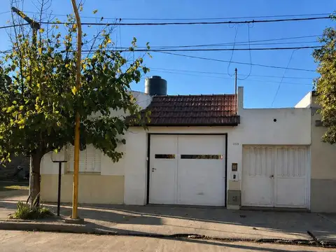 Venta casa mas departamento, barrio catedral