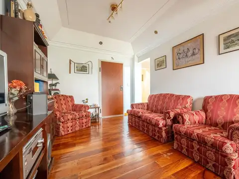 Departamento 5 ambientes con 4 baños