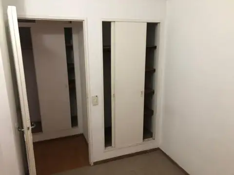 Departamento en Alquiler en Ramos Mejía, $ 650.000