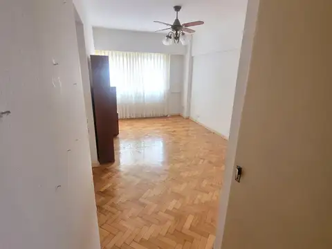 Departamento en Alquiler en Monserrat, $ 520.000