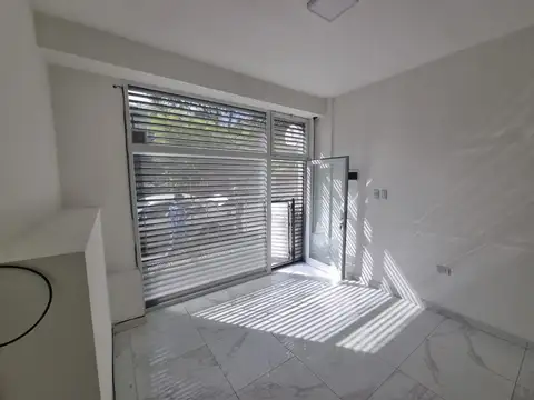 Moreno 3490