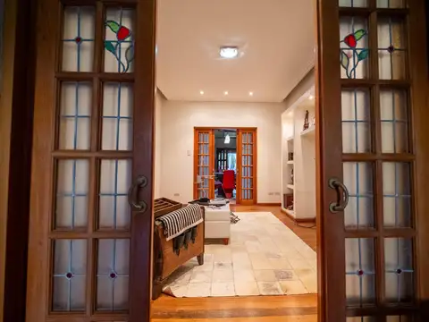 España al 2400. Casa de 3 dormitorios