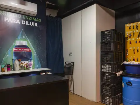 Local en Alquiler en Retiro, USD 1.300