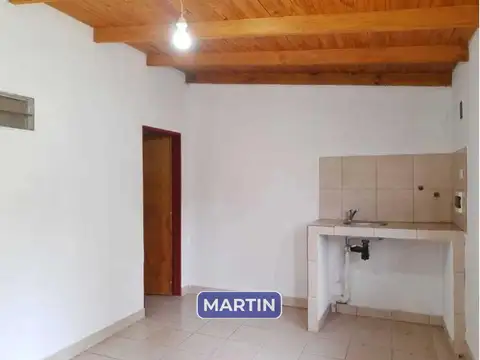 Depto Tipo Casa en Alquiler de 2 ambientes