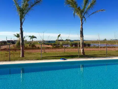 Terreno en venta - 700mts2 - Campos de La Enriqueta, La Plata