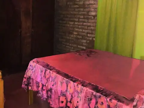 Casa 3 ambientes con 1 baño