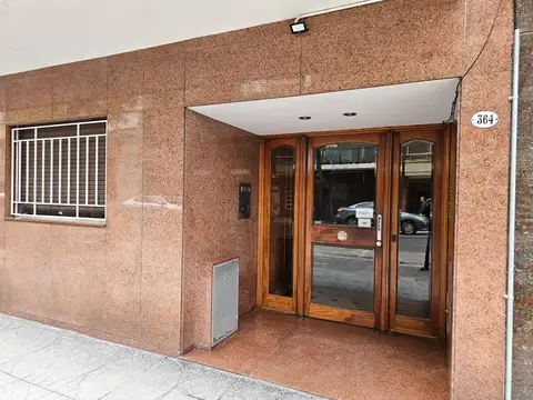 INCREIBLE OPORTUNIDAD CABALLITO 4 AMBIENTES FRENTE EXC. UBIC