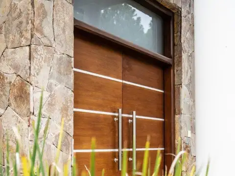 Casa en Alquiler Temporal en Pinamar Norte, USD 6.000