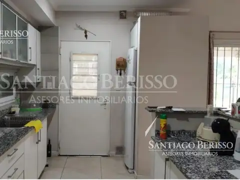 Quinta en Venta con 2 cocheras