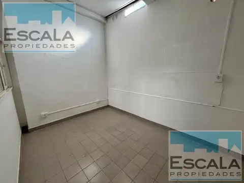 Departamento en Alquiler en Barrio Industrial, $ 300.000