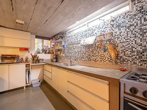 Depto Tipo Casa 4 ambientes con 3 baños