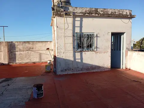 Depto Tipo Casa 4 ambientes con 1 baño