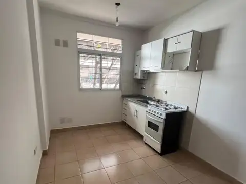 9 De Julio 1100, Piso 2°