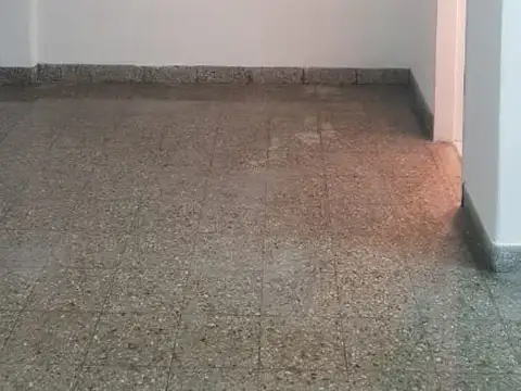 Local en Venta en Parque Patricios, USD 119.900