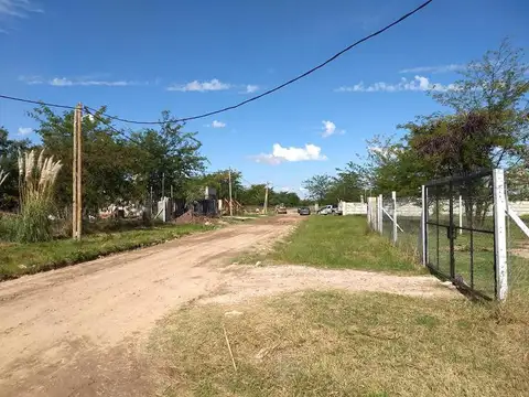 Av. Presidente Peron al 1500 -