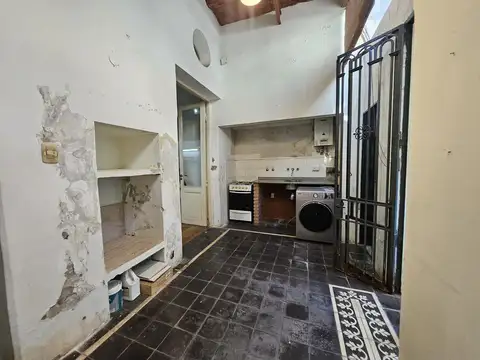 Depto Tipo Casa en Venta 80 años