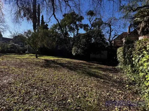 Lote en venta  en Hurlingham BARRIO INGLES 600 mts