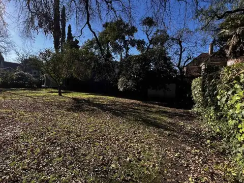 Lote en venta  en Hurlingham BARRIO INGLES 600 mts