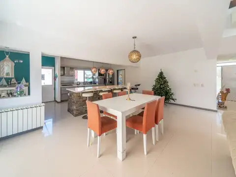 Casa en Venta de 6 dormitorios