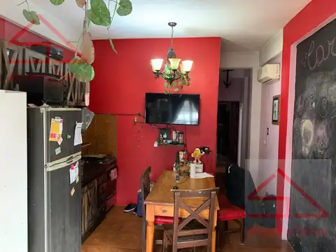Depto Tipo Casa 5 ambientes con 2 baños