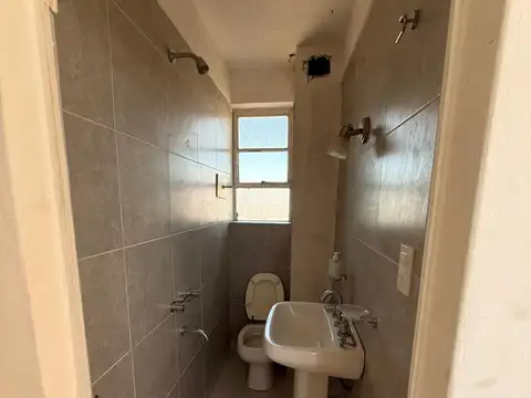 Departamento 5 ambientes con 2 baños