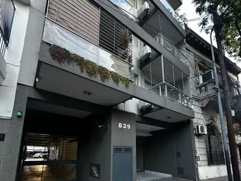 2 ambientes con balcón