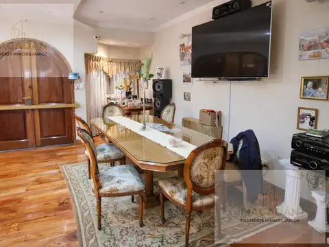 Casa en Venta en Villa Sarmiento, USD 430.000