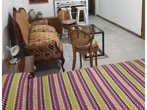 ALQUILER PERMANTENTE - Colon 2125, planta baja al frente