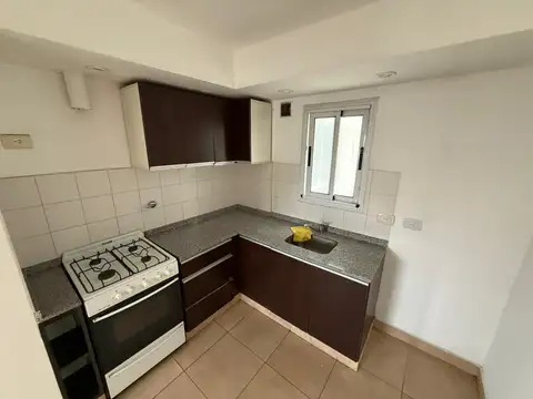 Departamento en Alquiler en Plaza Olazabal, $ 600.000
