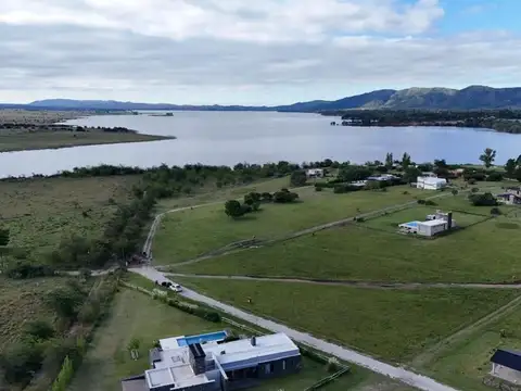 LOTE ESQUINA BARRIO PUNTO CLARO VILLA SILVESTRE 1000MT2 