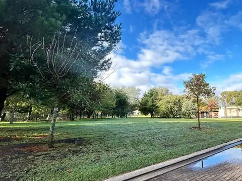 VENTA TERRENO BARRIO TIERRA Y MAR