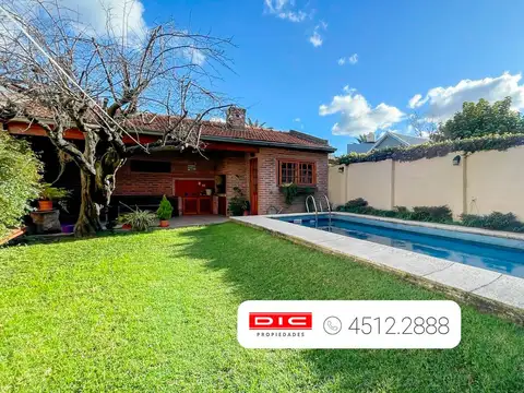 Chalet 4 dormitorios Venta -  Martinez