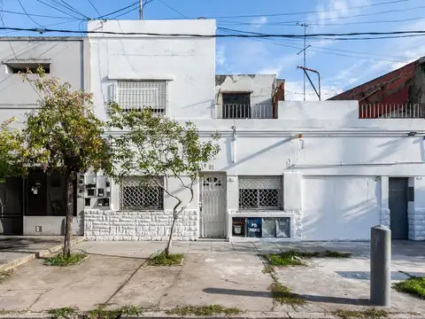 Depto Tipo Casa en Venta en Sarandi, USD 32.000