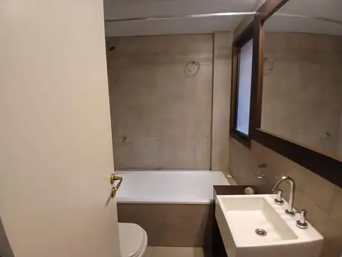 Departamento en Alquiler con 1 cocheras