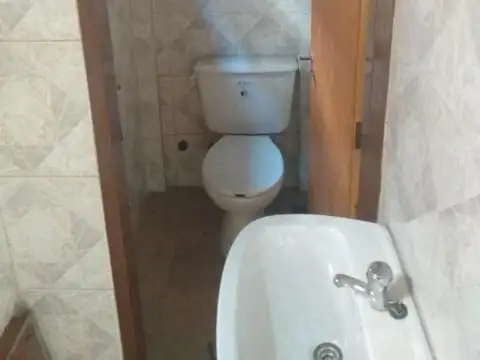 Local en Venta en Castelar, USD 45.000