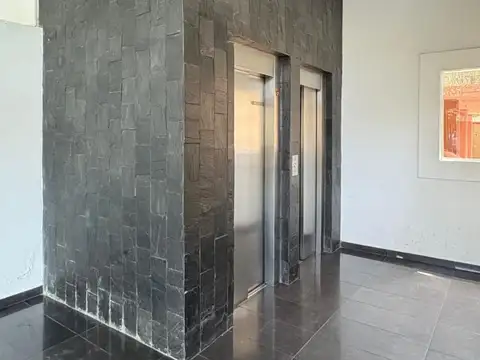 Departamento en Alquiler en Villa Raffo, $ 580.000