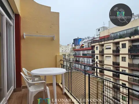 DEPARTAMENTO 1 AMB.- BALCÓN TERRAZA - RECICLADO -PLAZA COLÓN