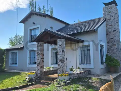 Casa en Venta- Rama Caida