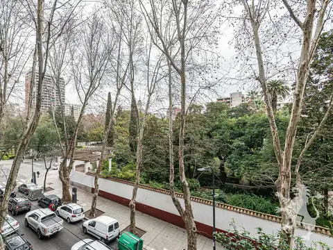 SEMIPISO - VENTA - ORIGINALMENTE 4 AMBIENTES - BALCÓN AL FRENTE - MUSEO LARRETA - BELGRANO