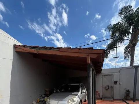Casa en Venta en Barrio Sur, USD 165.000