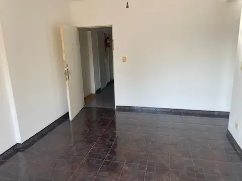 Departamento en Alquiler en Flores, $ 600.000