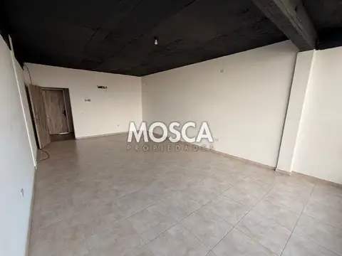 Oficina en Alquiler al Este