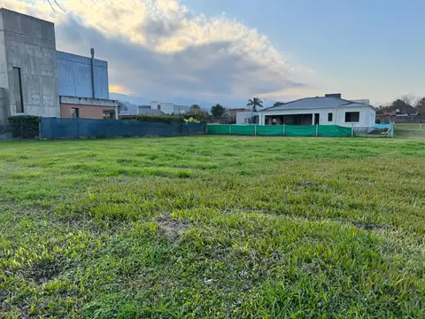 Terreno en Venta 35  mts Fondo
