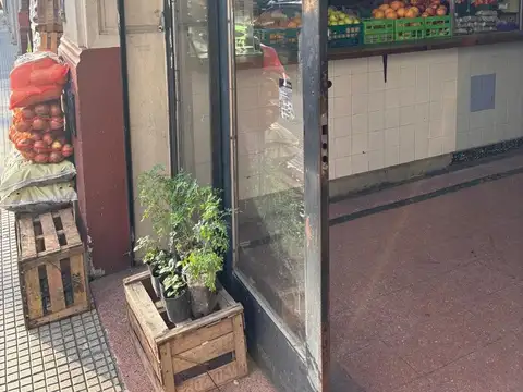 Avenida Teniente General Donato Álvarez 600