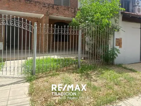 Casa en venta 3 dormitorios Barrio Los Troncos