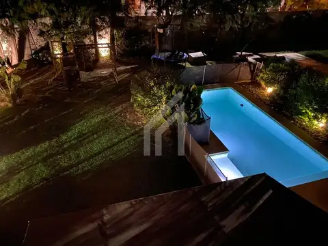 Casa en Venta en Los Angeles Village, USD 289.000