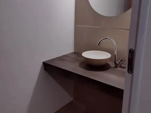 Casa 3 ambientes con 2 baños