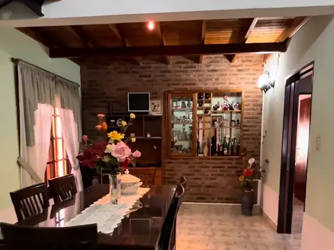 Casa de 3 dormitorios en Venta - Salmini 340