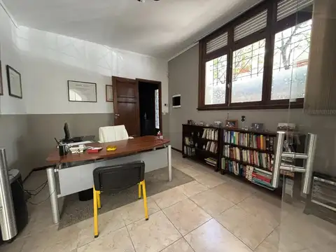Casa en Venta en Chacarita, USD 352.000