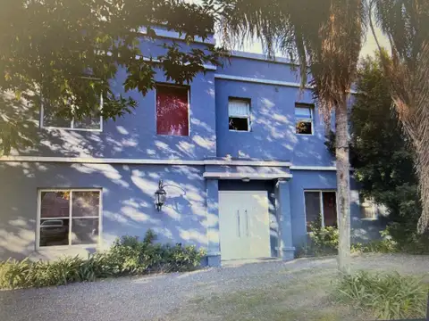 Casa en Venta con Renta en barrio El Portillo, inmejorable acceso